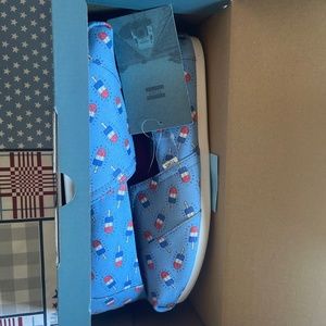 Toms rocket pop 4th of july slip on shoes